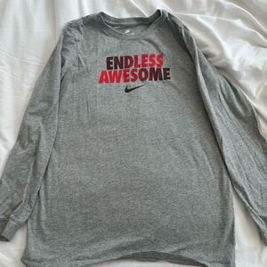 Nike boys long sleeve T-shirt size XL
